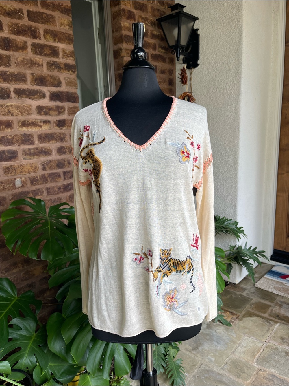 Johnny Was Cream Embroidered Tiger V-Neck Top